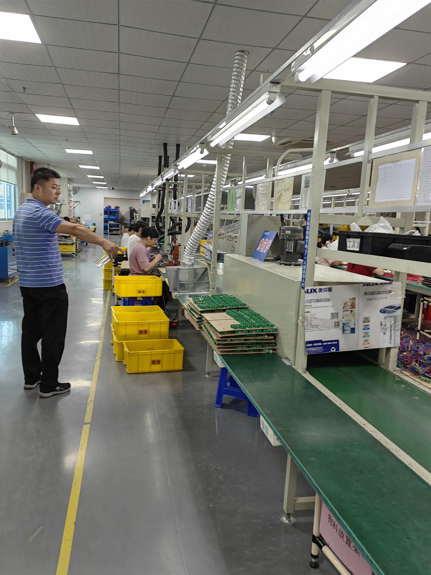 Chiny Foshan Zheng Deng Peng Lighting Co.,ltd profil firmy
