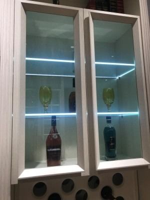 Nowoczesny ciepły 3500K 900LM Sliver / Black Aluminium Single Glass Shelf Light Dla szkła 6-8MM